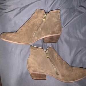 👢😍 Leather Suede Booties 😍👢